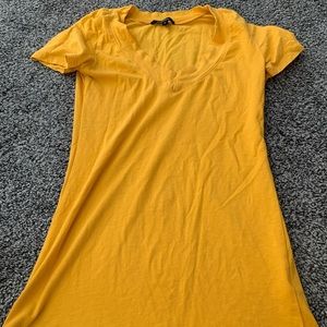 Ambiance mustard tee shirt medium